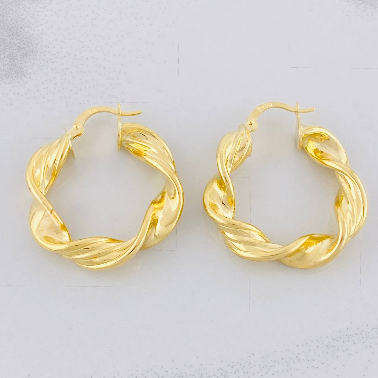 Hoop Earrings Nico 5.3g / 1 1/4 in Yellow Gold 18K