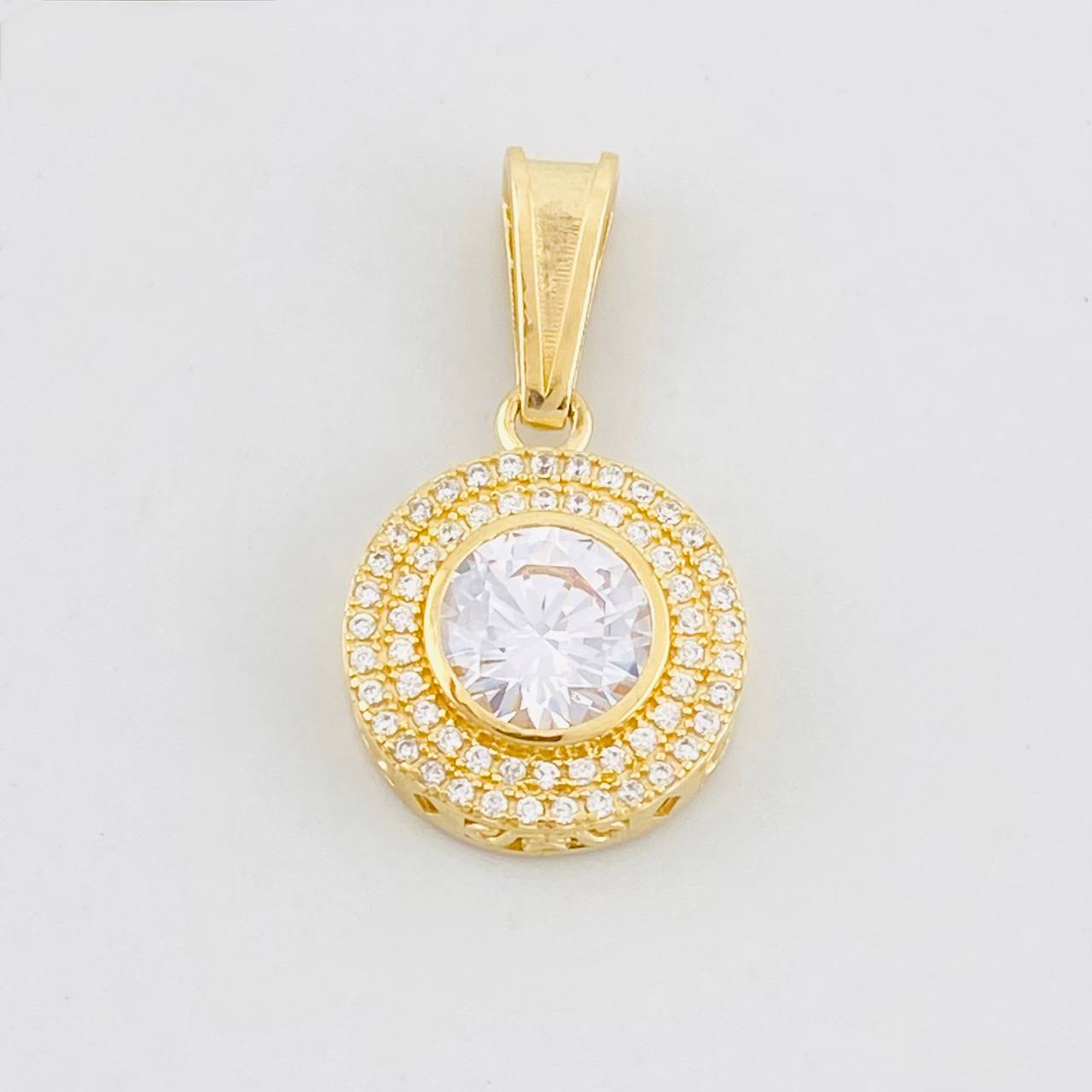 Pendant Dense Halo 4.8g / 1 in Yellow Gold 18K