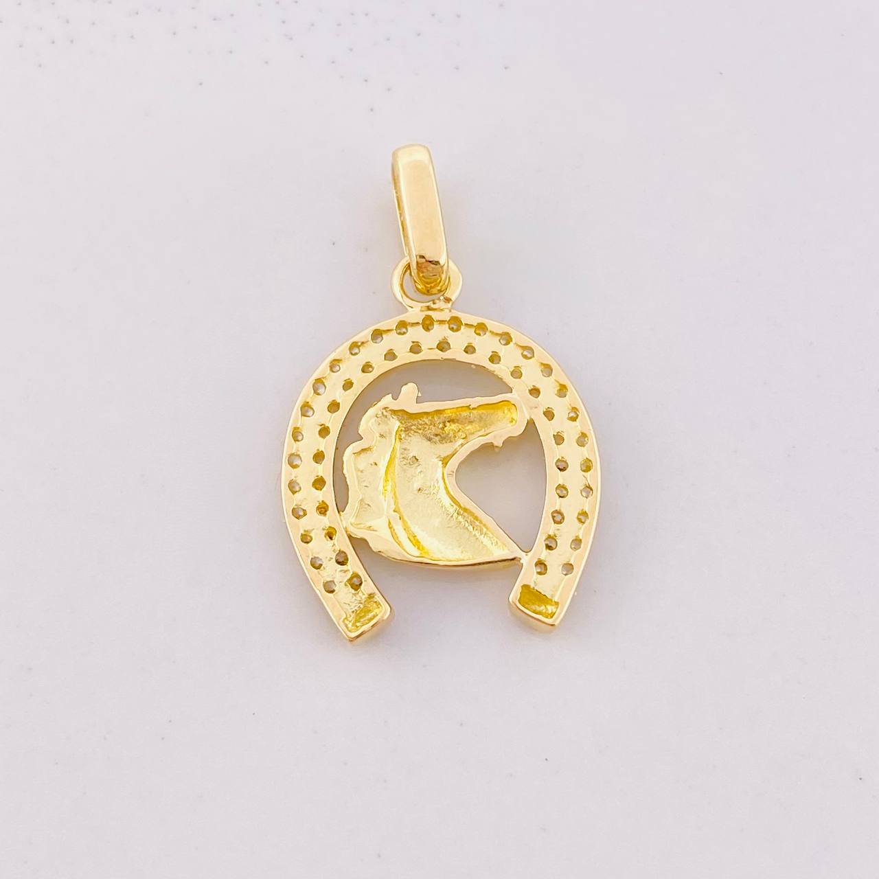 Dije Herradura Caballo 1.75g / 3/4 in Tres Oros 18K