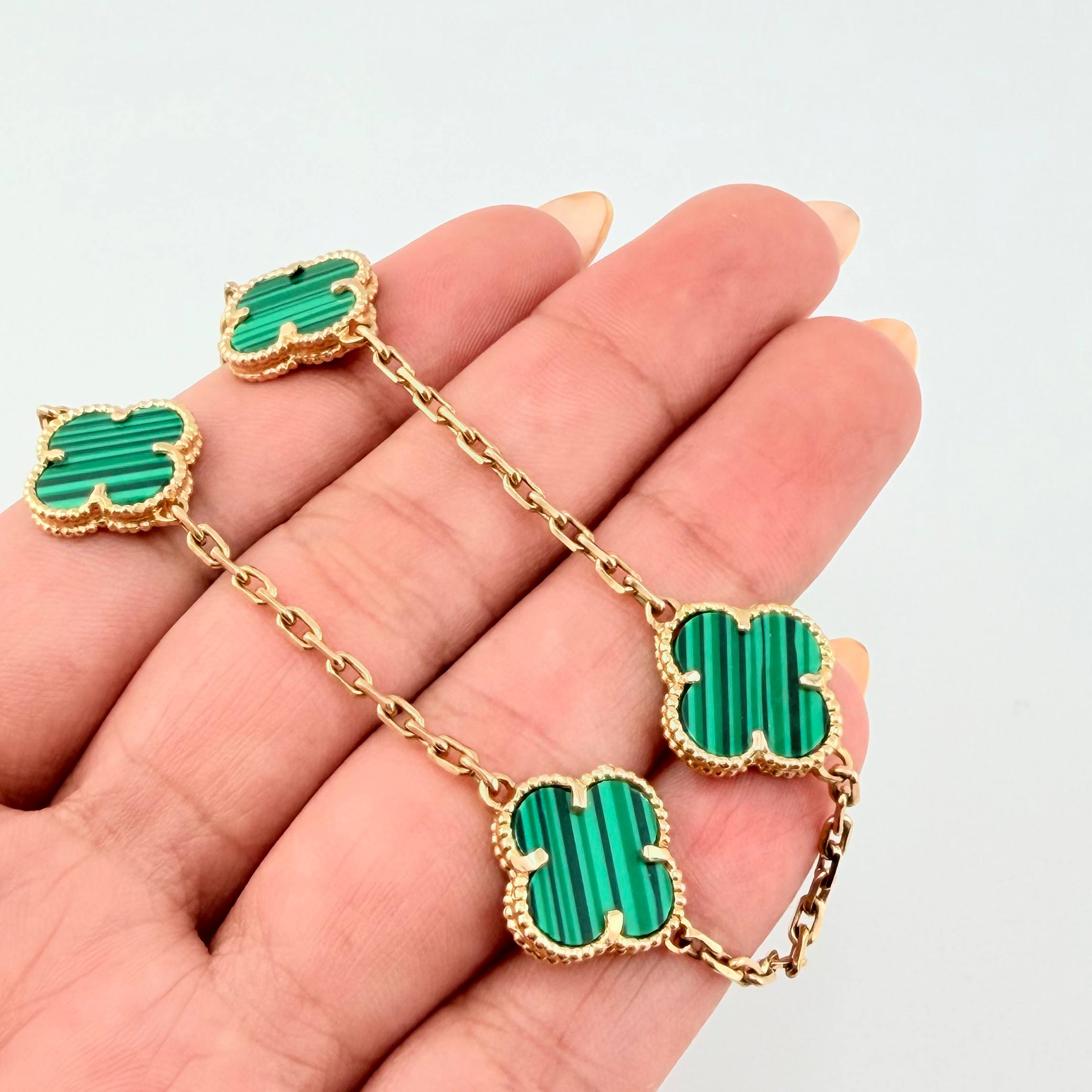 Pulso Cajon Trebol 9.35gr / 7 3/4 in / 2mm Oro Amarillo 18K ©