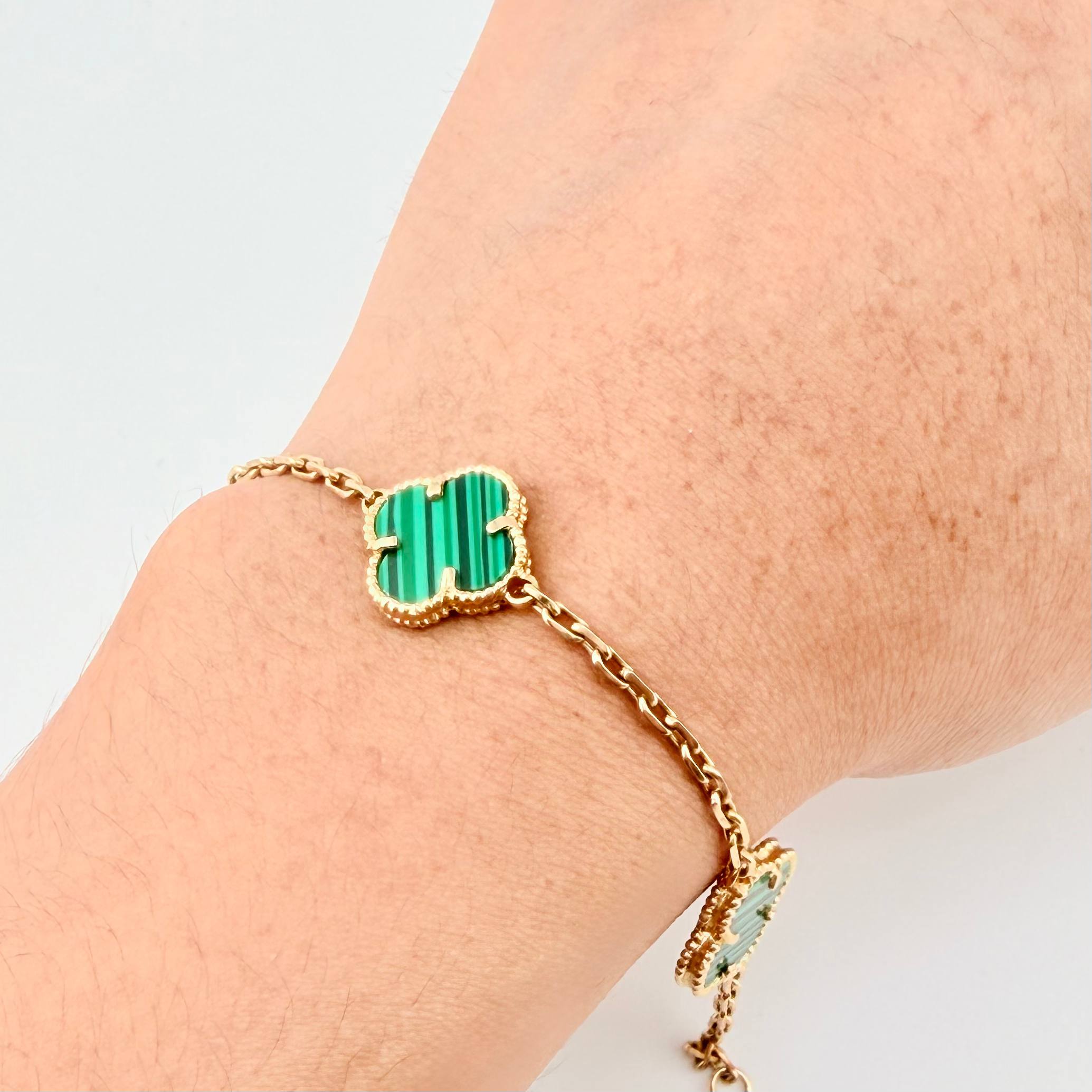 Pulso Cajon Trebol 9.35gr / 7 3/4 in / 2mm Oro Amarillo 18K ©