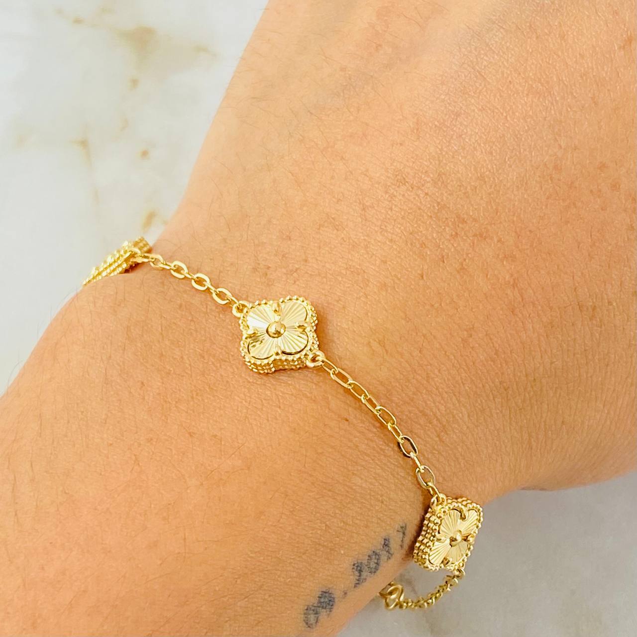 Classic Link Bracelet Clover Gold 5.9gr / 8 1/2 in / 18K Gold