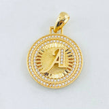 Dije Medalla Letra A 4.65gr / 1 1/4 in / Oro Amarillo 18K *