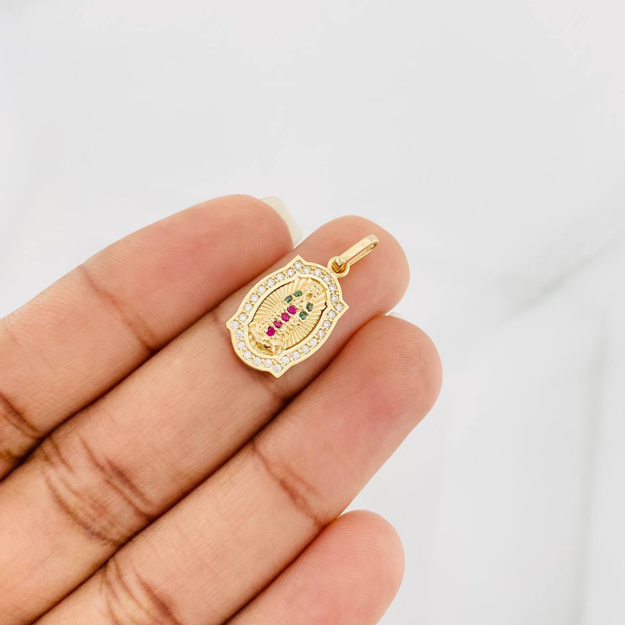 Pendant Virgin of Guadalupe 2.3g / 1 in Yellow Gold 18K