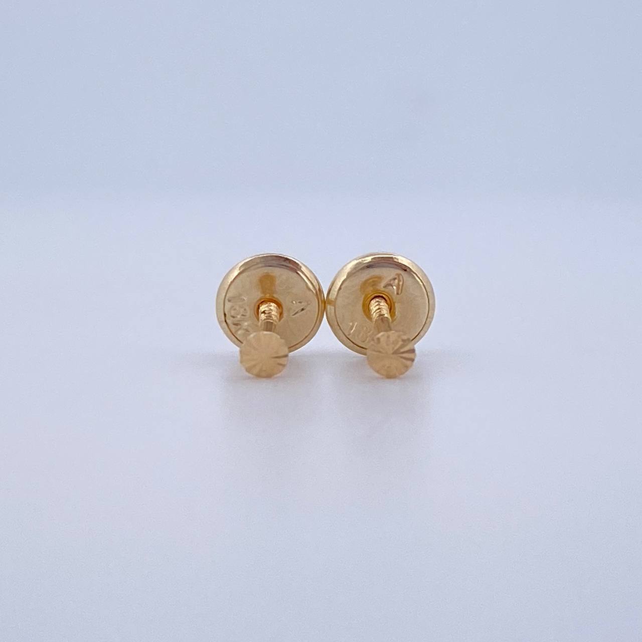Stud Earrings 0.35gr / 18K Gold $