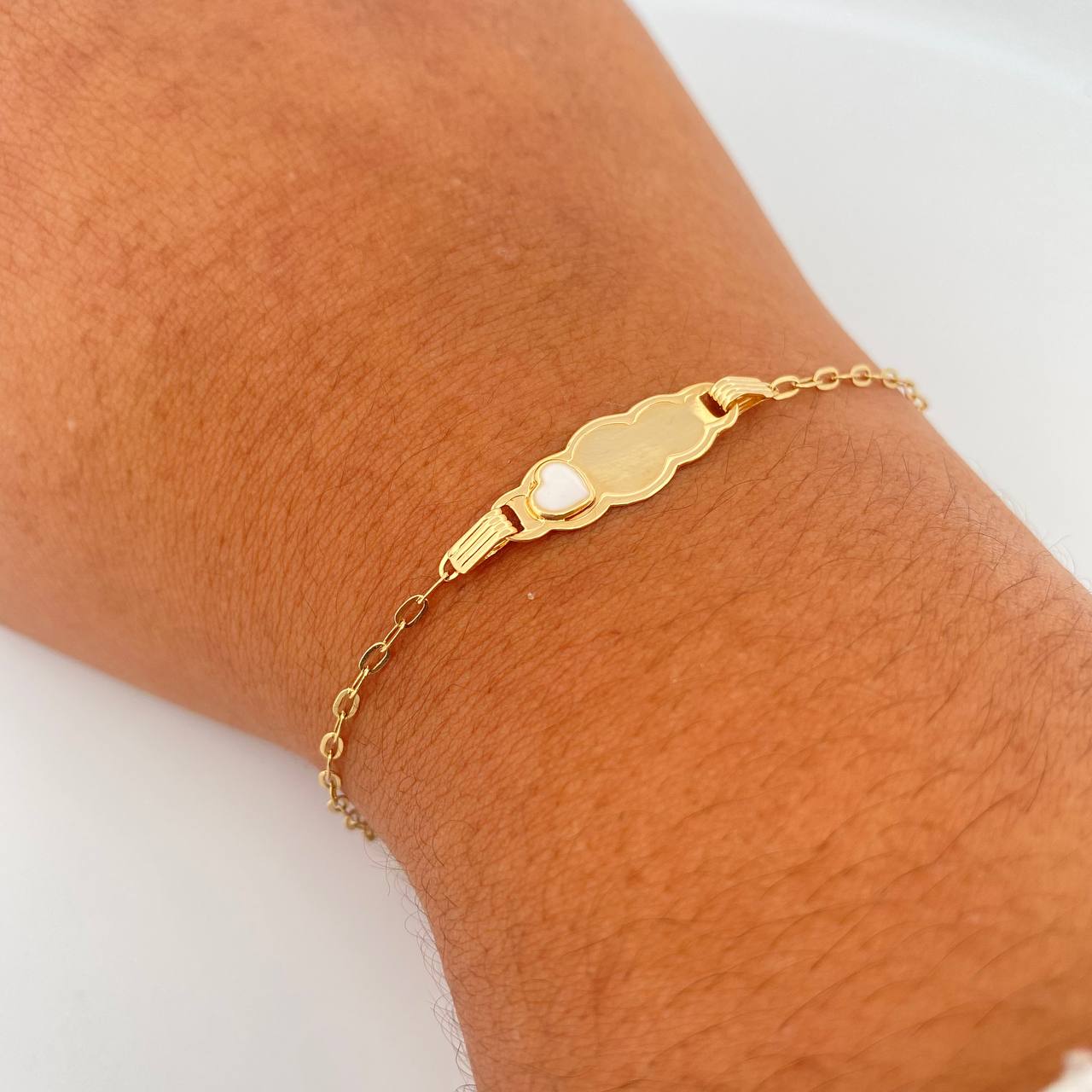 Bracelet Baby Drawer White Heart 1.45gr / 13.3cm-14.1cm / 1.5mm Cloud Edged 18K Yellow Gold &