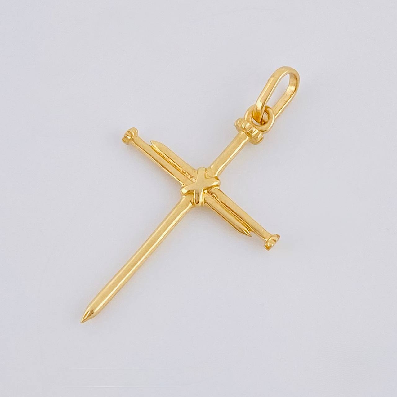 Pendant Nail Cross 0.95 g / 1 1/4 in 18K Yellow Gold
