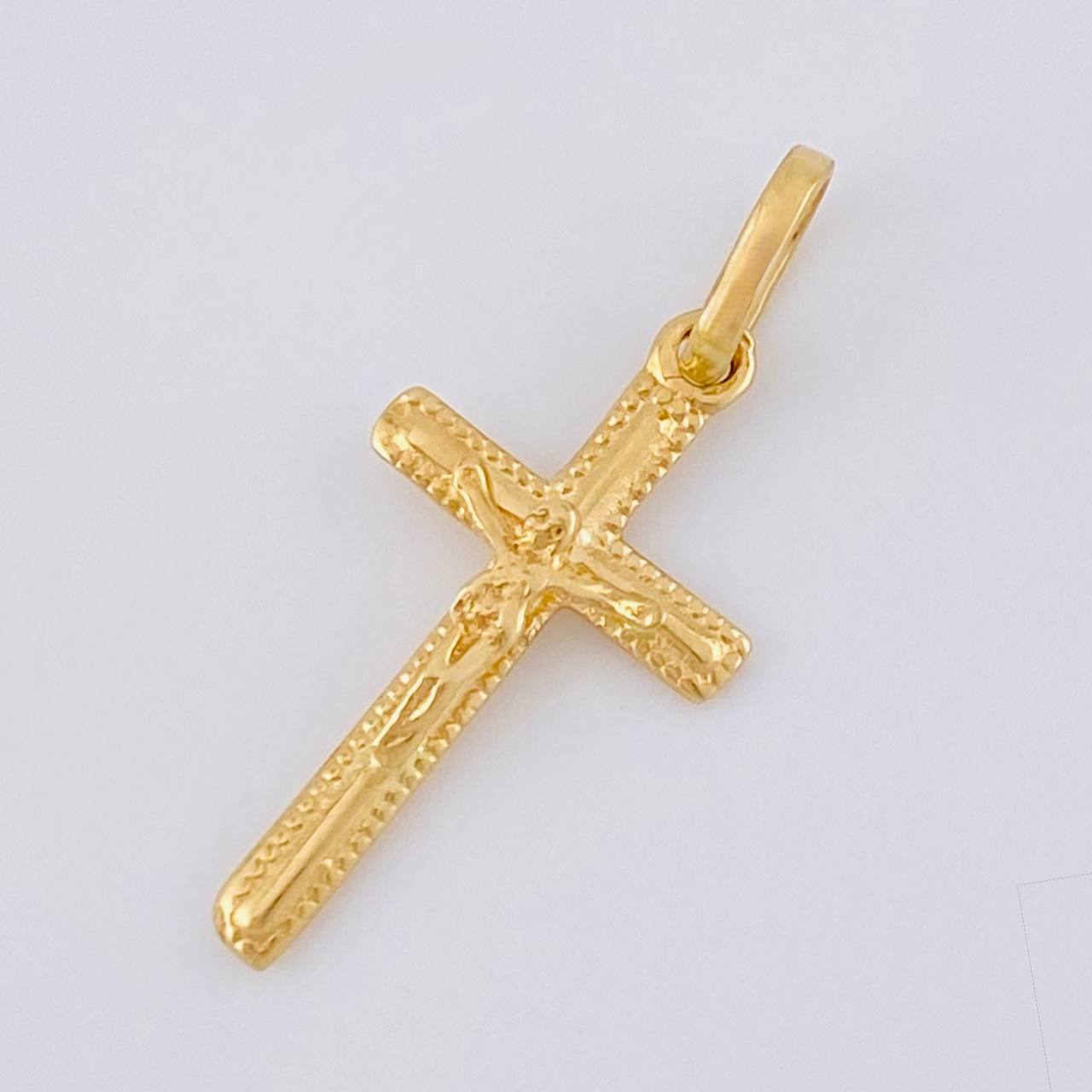 Dije Cruz Cristo 0.9 g / 1 in Oro Amarillo 18K