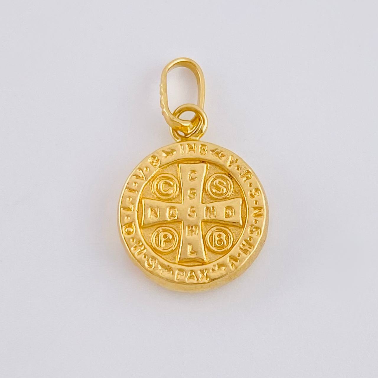 Dije San Benito 0.6 g / 3/4 in Oro Amarillo 18K