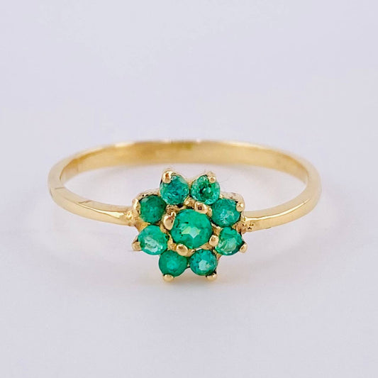 Emerald Flower Ring 35Pts 1.4 g / T6 1/4 Yellow Gold 18K