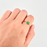 Anillo Flor Esmeraldas 35Pts 1.4 g / T6 1/4 Oro Amarillo 18K