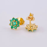 Stud Earrings with Floral Design Emeralds 60Pts 1.85 g / in / 8 mm Yellow Gold 18K