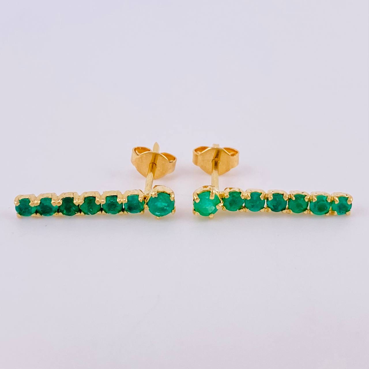 Topos Siete Charkras Esmeraldas 80Pts 2 g / 3/4 in Oro Amarillo 18K