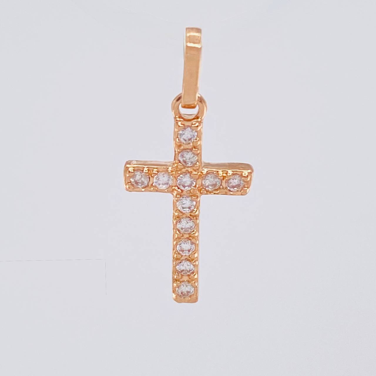 Dije Cruz Tupida 0.8 g / 3/4 in Oro Rosa 18K