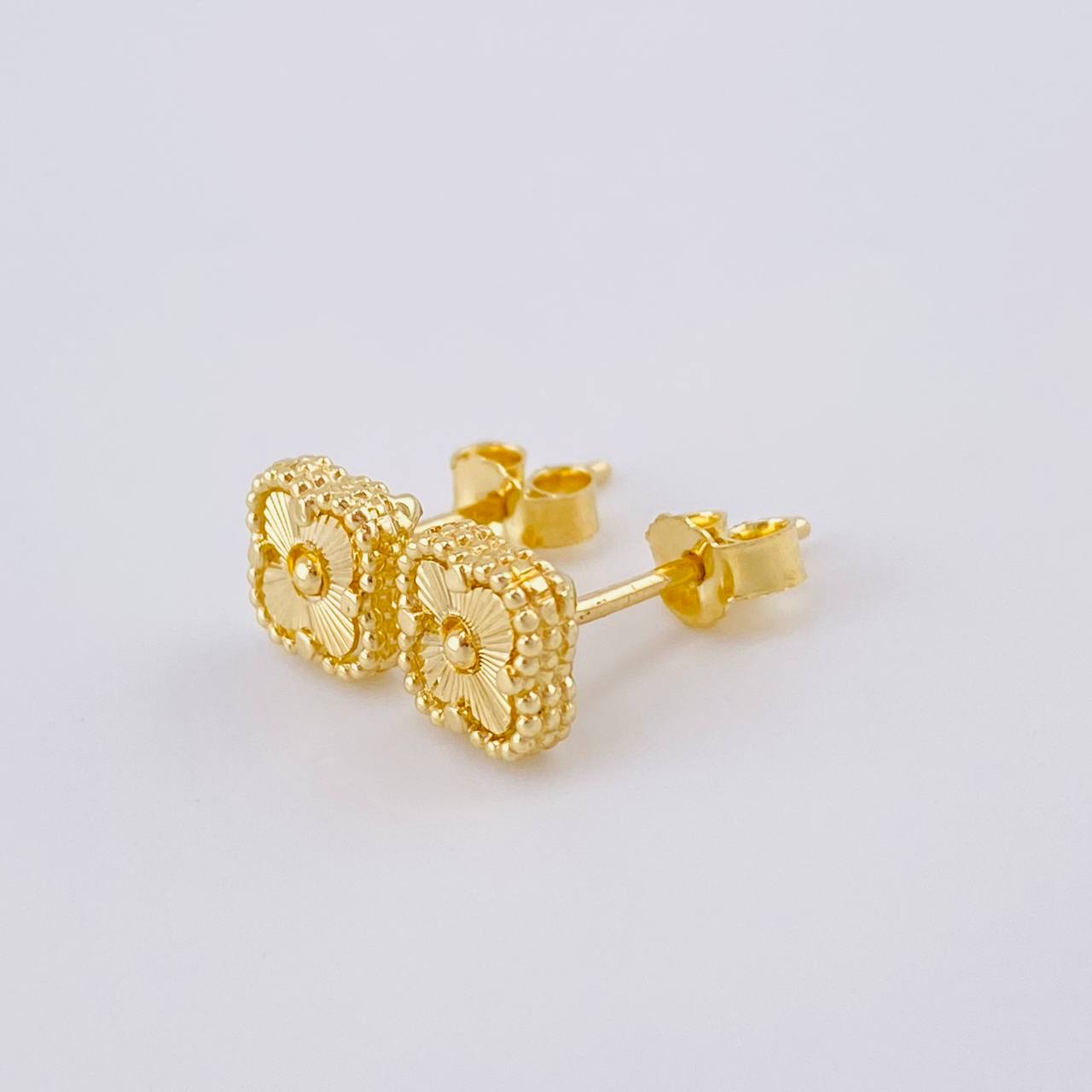 Topos Trebol 1.75 g / in / 7.8 mm Oro Amarillo 18K