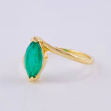 Oval Marquise Emerald Ring 70Pts 1.95 g / T6 1/2 Yellow Gold 18K