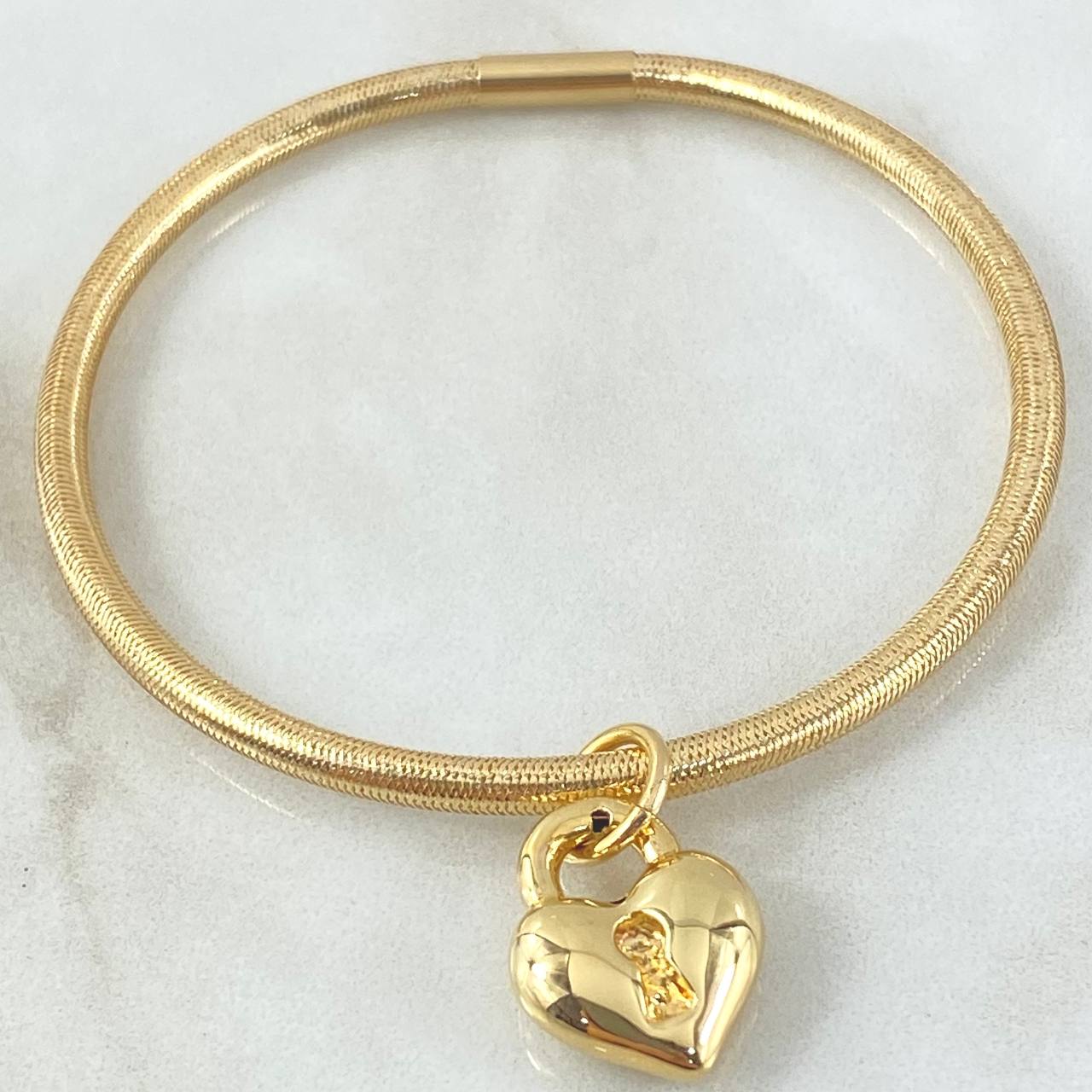 Bracelet 2.5gr / 7.1in-7.9in / +4 18K Gold