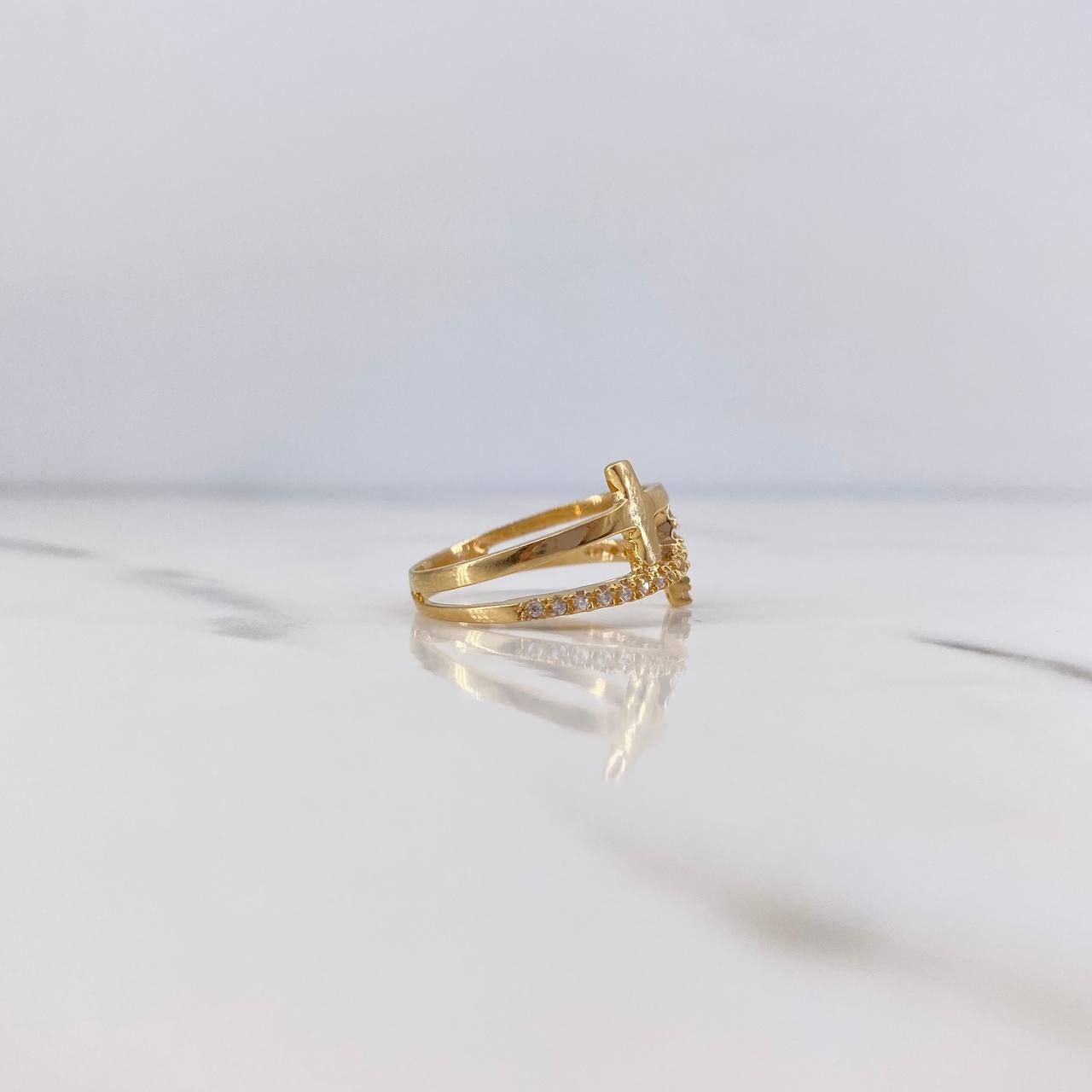 Cross Ring 2.95gr / Size 7 / White Zircons 18K Yellow Gold &