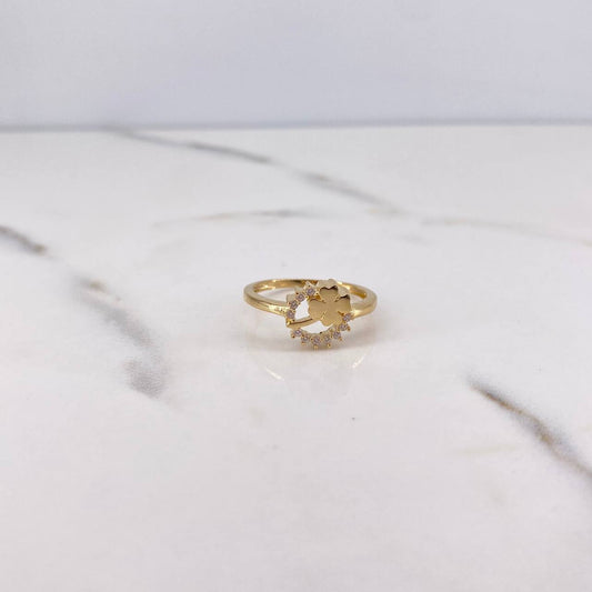 Anillo Trebol 2.5gr / T7 1/4 / Circones Blancos Oro Amarillo 18K $