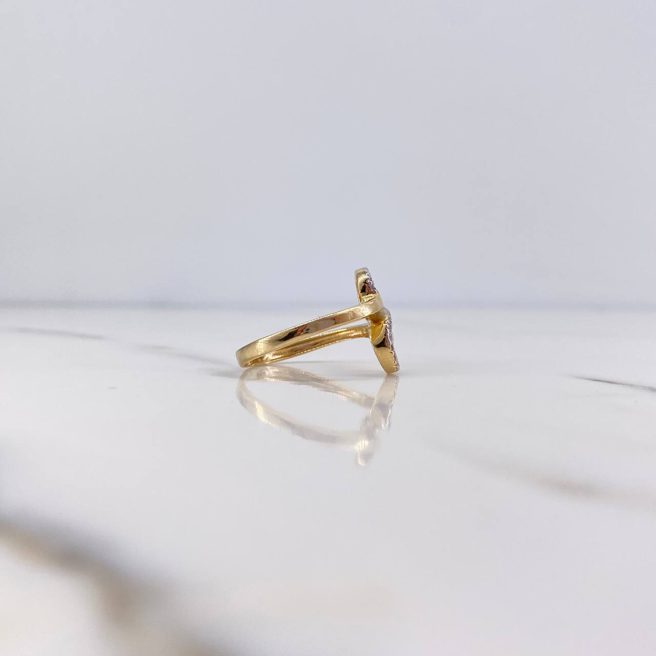 Rustic Infinity Ring 2.7gr / Size 6 1/4 / White Zircons Two 18K Yellow and White Golds &