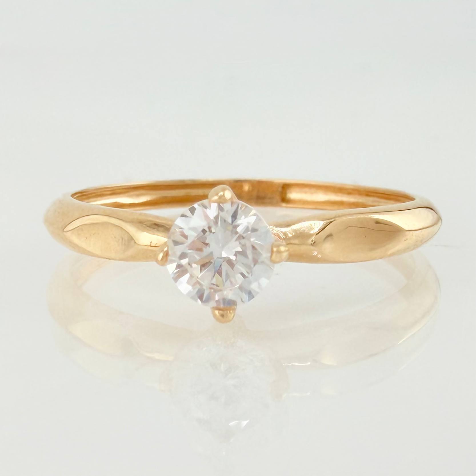 Anillo Solitario 1.25gr / T6 3/4 / Oro Amarillo 18K