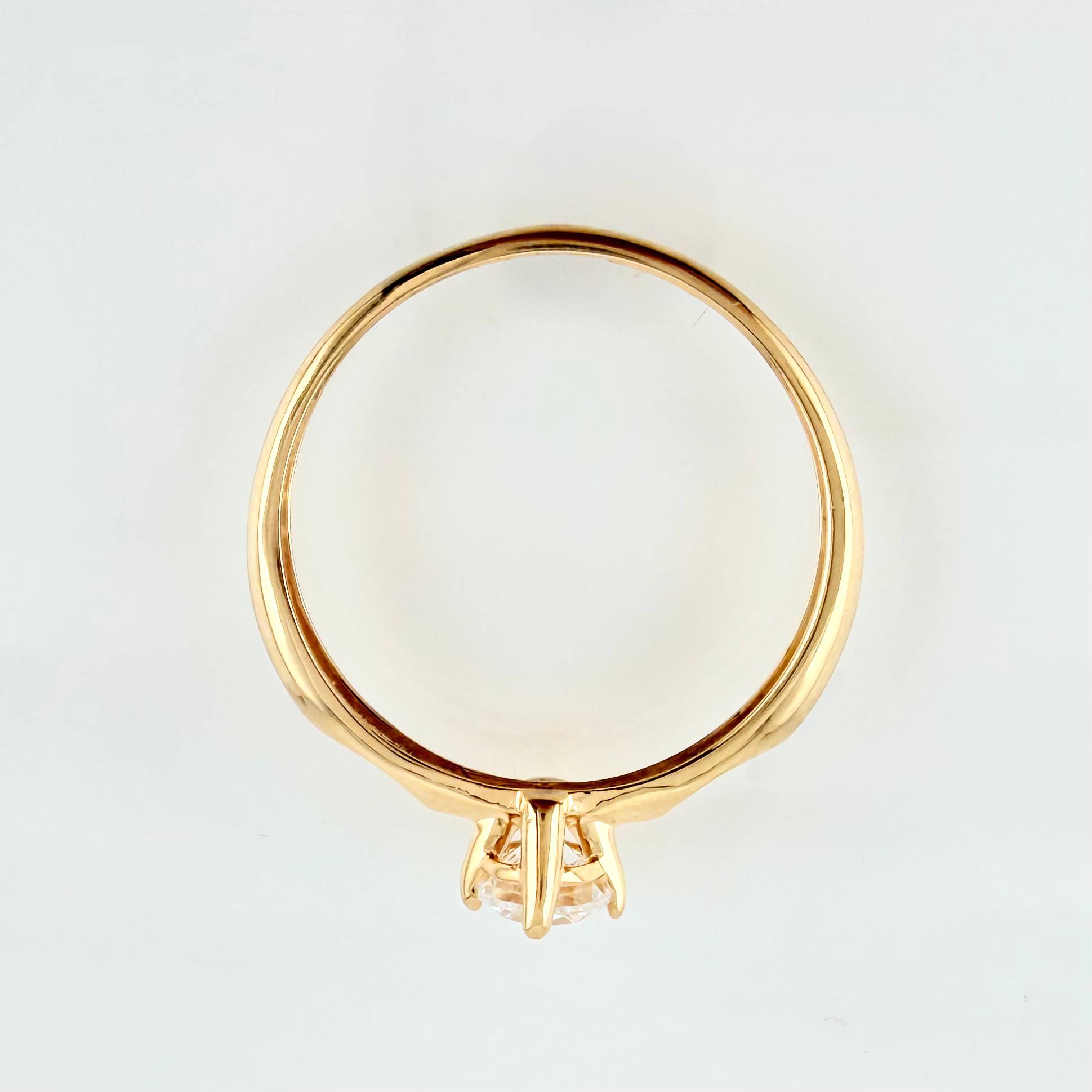 Anillo Solitario 1.2gr / T7 / Oro Amarillo 18K