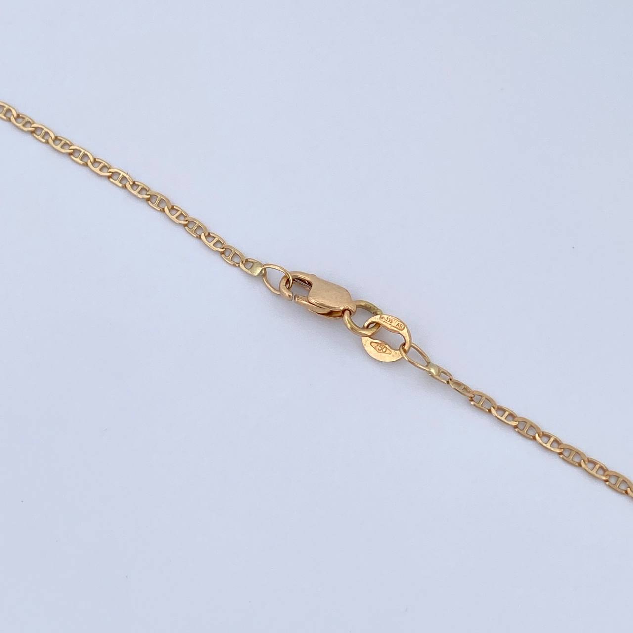 Cadena Escalera 2.85gr / 55.4cm / 1.5mm Oro Amarillo +3 18K $