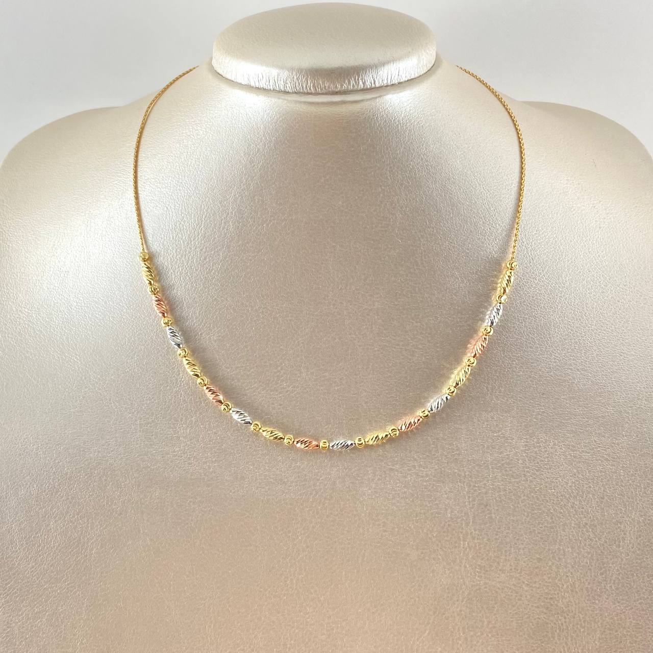Oval Link Chain 4.8gr / 16.1in-17.3in / +4 18K Gold ©