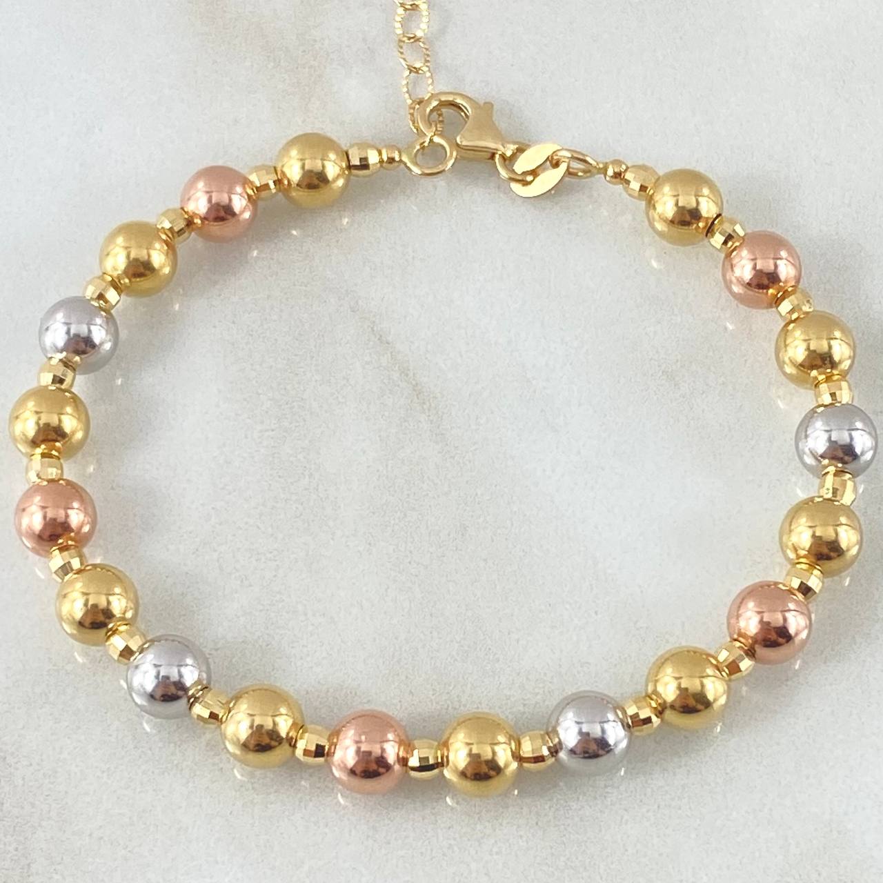 Bracelet Hoop Beads Interspersed 6.85gr / 7 3/4 in / Three Golds +4 18K ©
