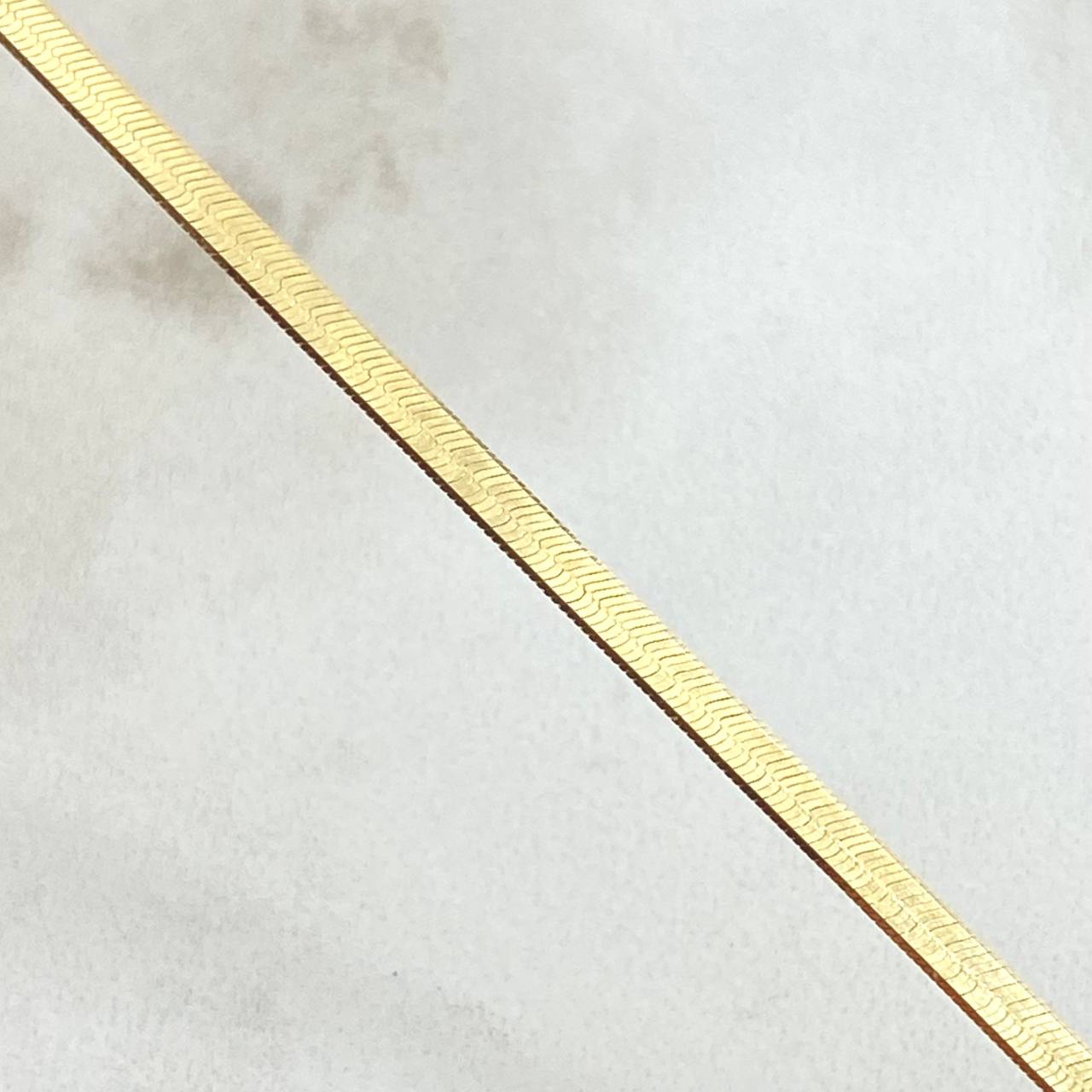 Herringbone Chain 8.4gr / 17.7in / +3 18K Gold -
