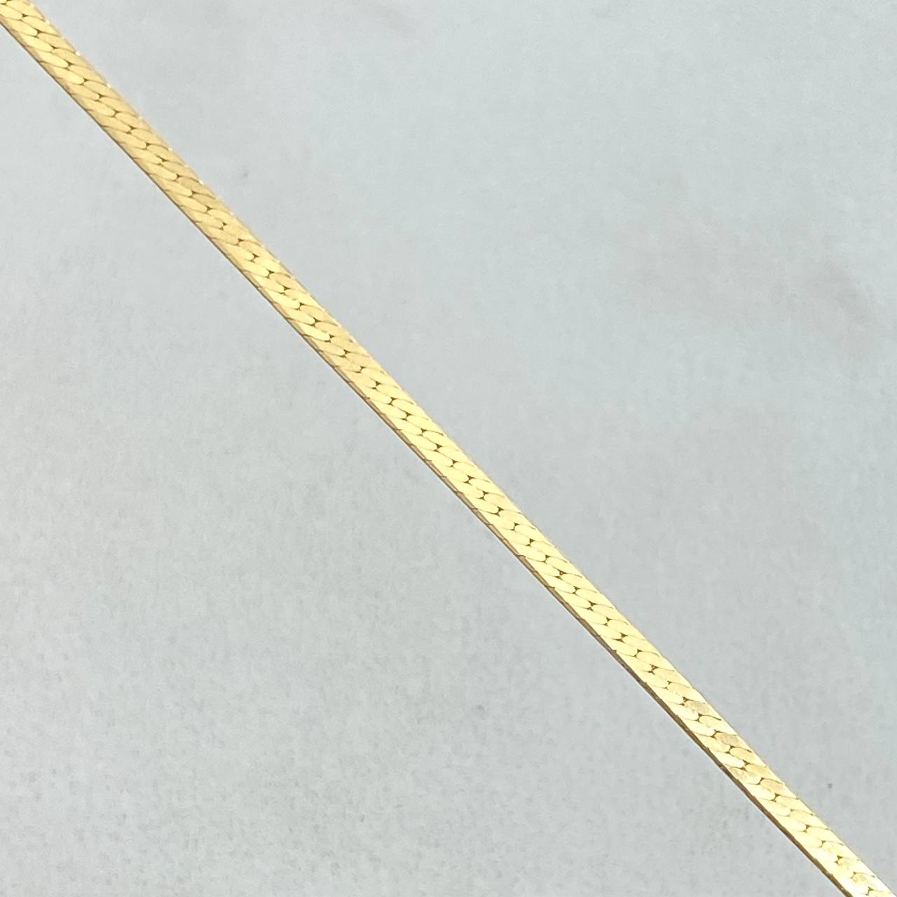 Herringbone Chain 2.4gr / 17.7in / +3 18K Gold ©