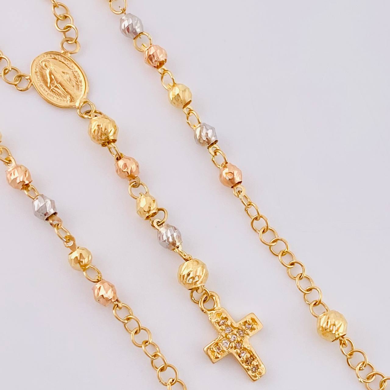 Rosario Virgen Milagrosa 6.75 g / 20 3/4 in / 3.4 mm Tres Oros 18K
