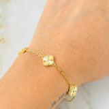 Clover Bracelet Golden 5.3gr / 7 1/2 in / 18K Yellow Gold Nac.Esp.