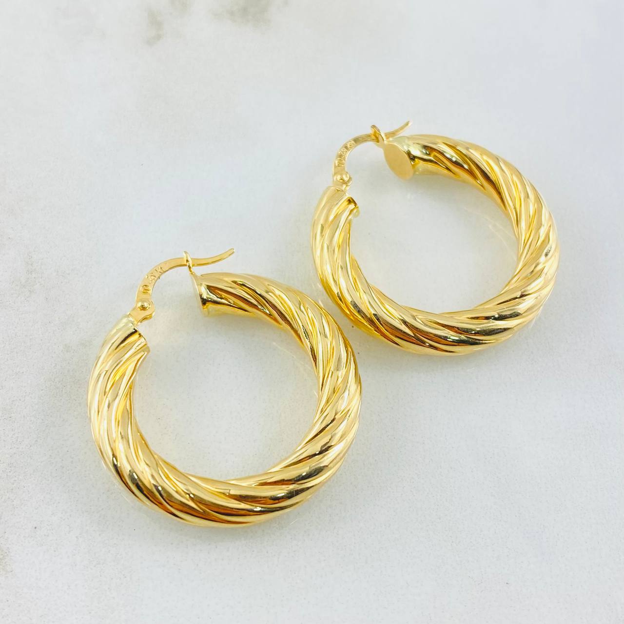 Candongas Sofi 4.9gr / 1 1/4 in / Oro Amarillo 18K *