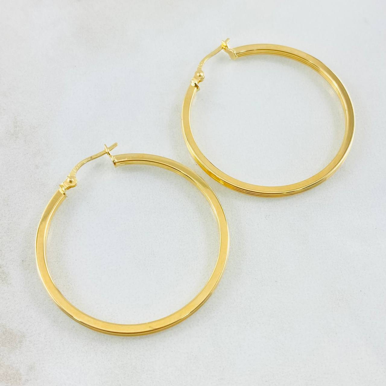 Candongas Andy 2.4gr / 1 1/2 in / Oro Amarillo 18K