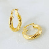 Mati Hoop Earrings 2gr / 0.8in / 18K Gold ©