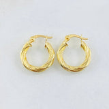 Emmi Hoop Earrings 1.45gr / 3/4 in / 18K Gold ©