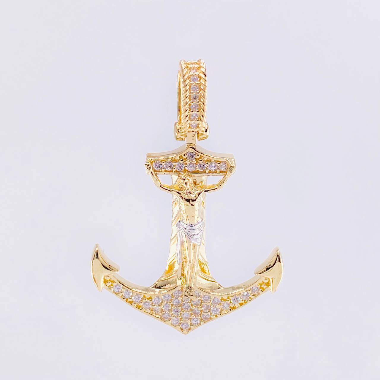Dije Ancla cristo 5.15g / 1 1/2 in Dos Oros Amarillo Blanco 18K