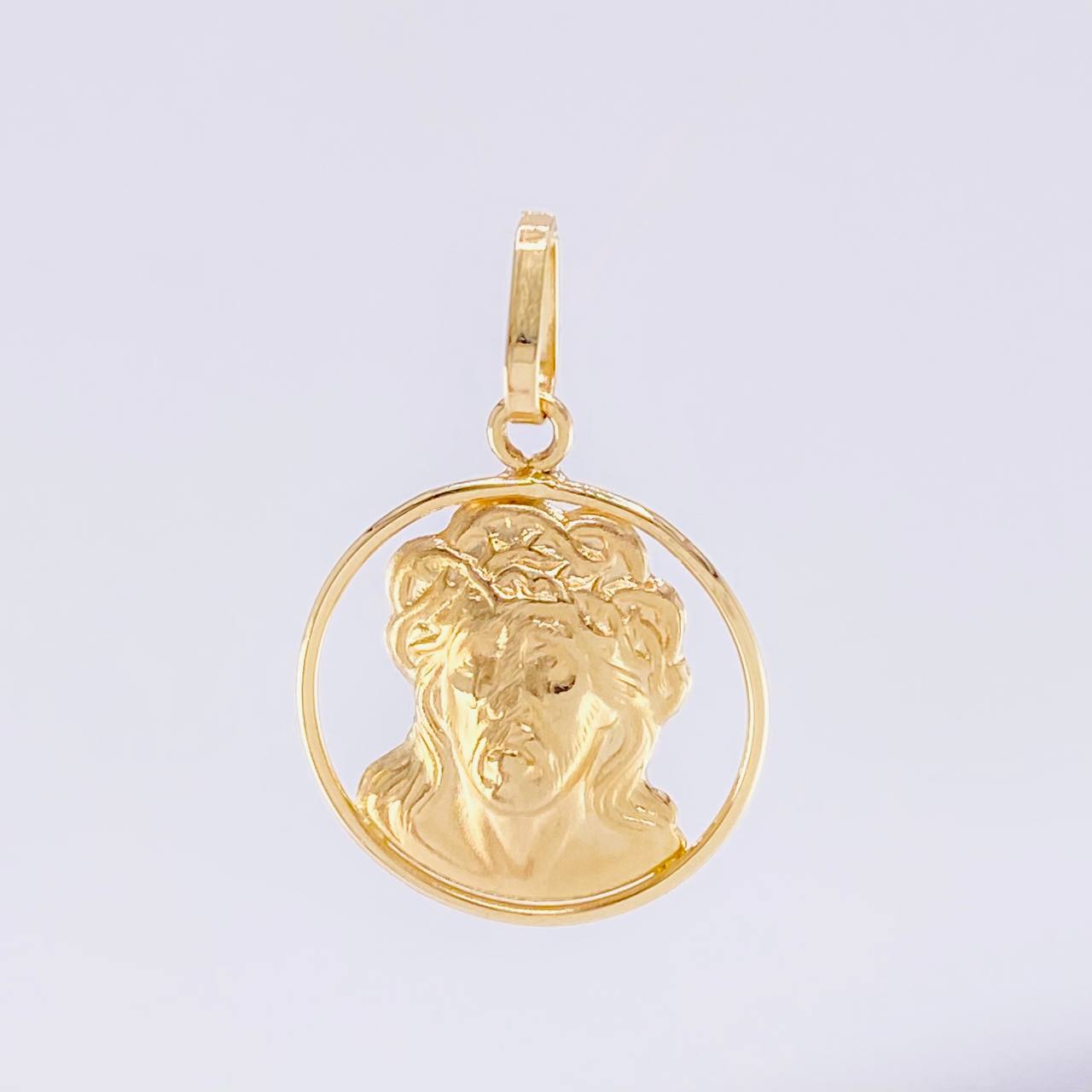 Pendant Medal Christ Face 0.5g / 3/4 in Yellow Gold 18K