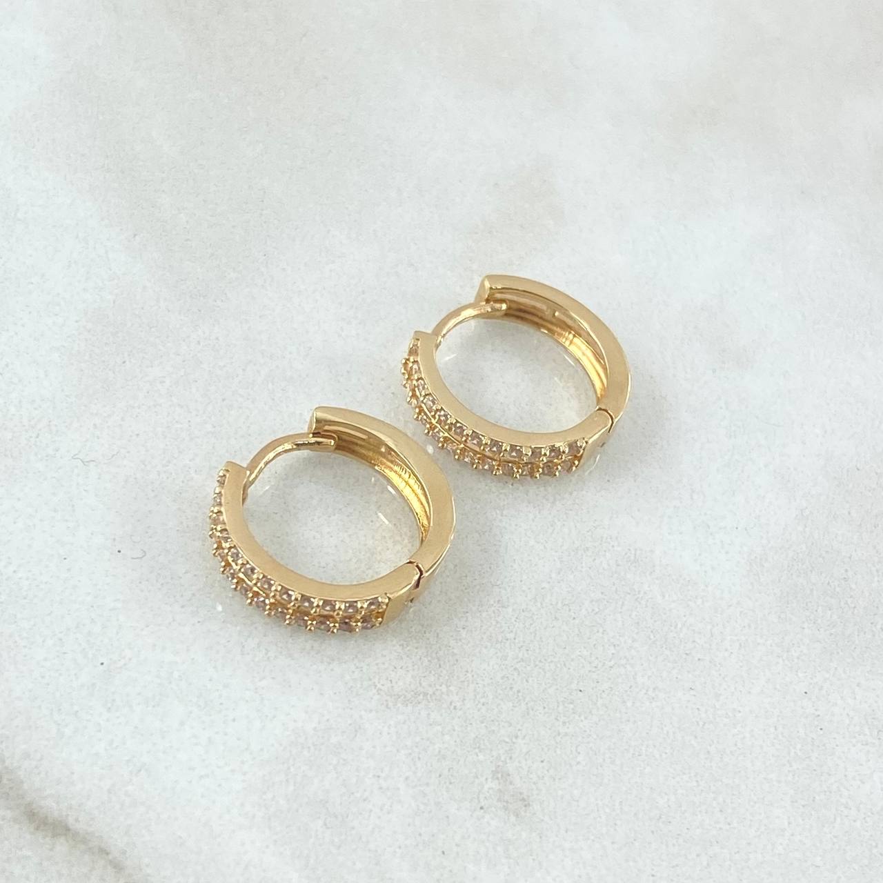 Candongas Doble Carril 2.65gr / 1.2cm / Circones Blancos Oro Amarillo 18K *