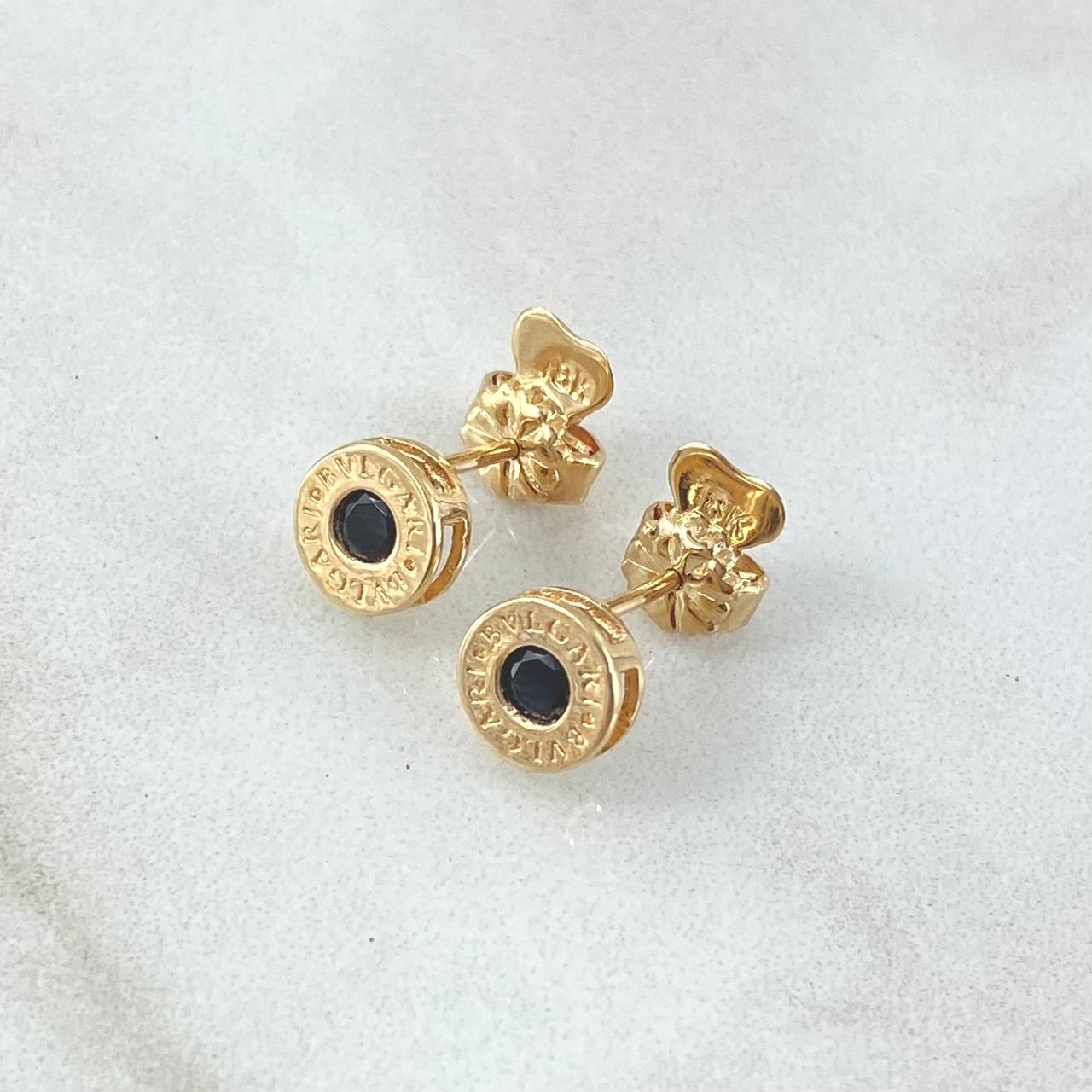 Stud Earrings 1.65gr / 7.1mm Lobster Claw Black Zirconia 18K Yellow Gold ©