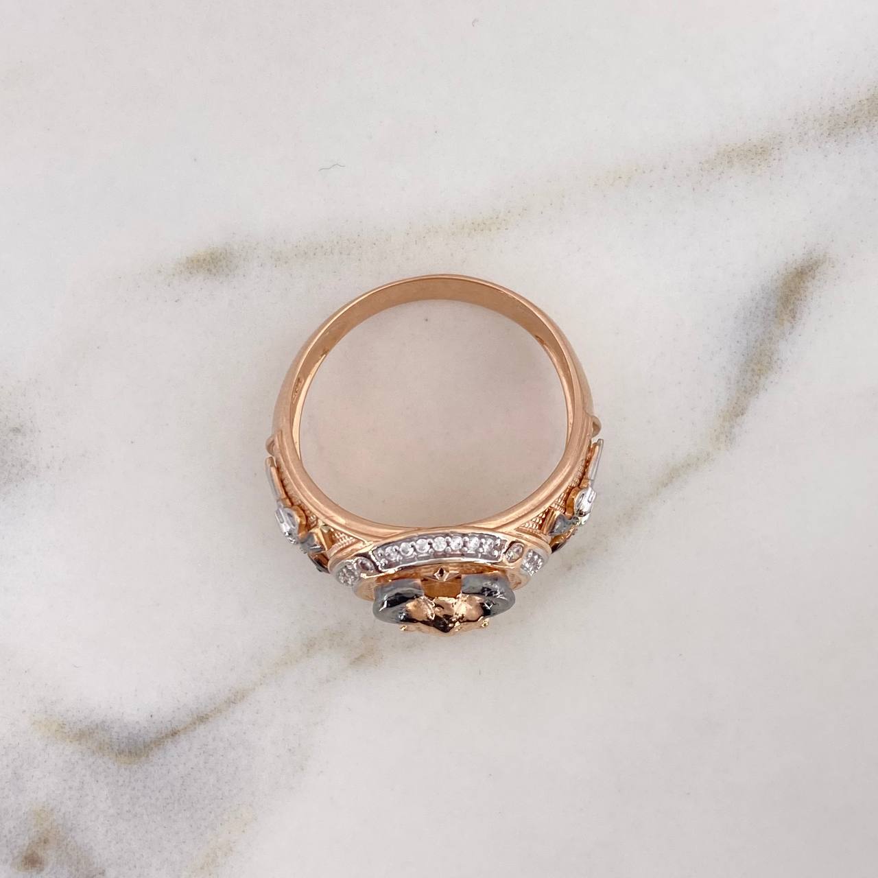 Buffalo Skull Ring 10.35gr / Size 10 3/4 / White Zircons Three 18K Golds #