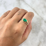 Horizontal Drop Soliario Ring 3.5gr / Size 7 / Emeralds 1.12cts - White Diamonds 0.09cts 18K Yellow Gold (Jewel)
