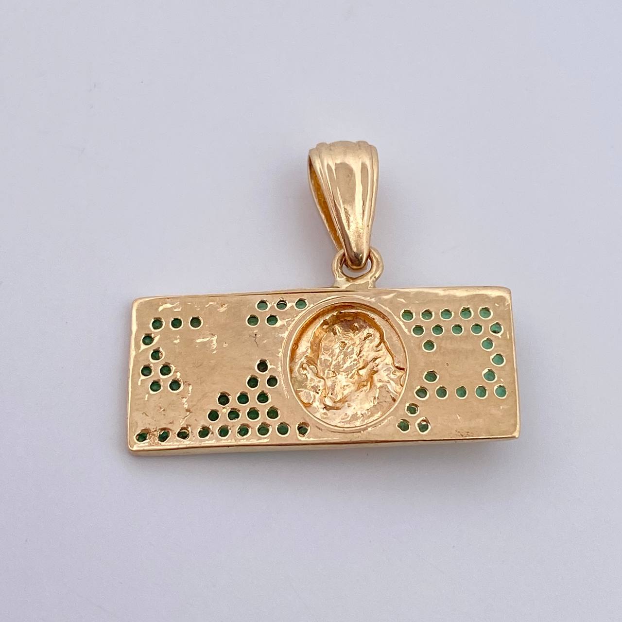 Dije One Dólar 3.15gr / 2.5cm / Circones Verdes Oro Amarillo 18K $