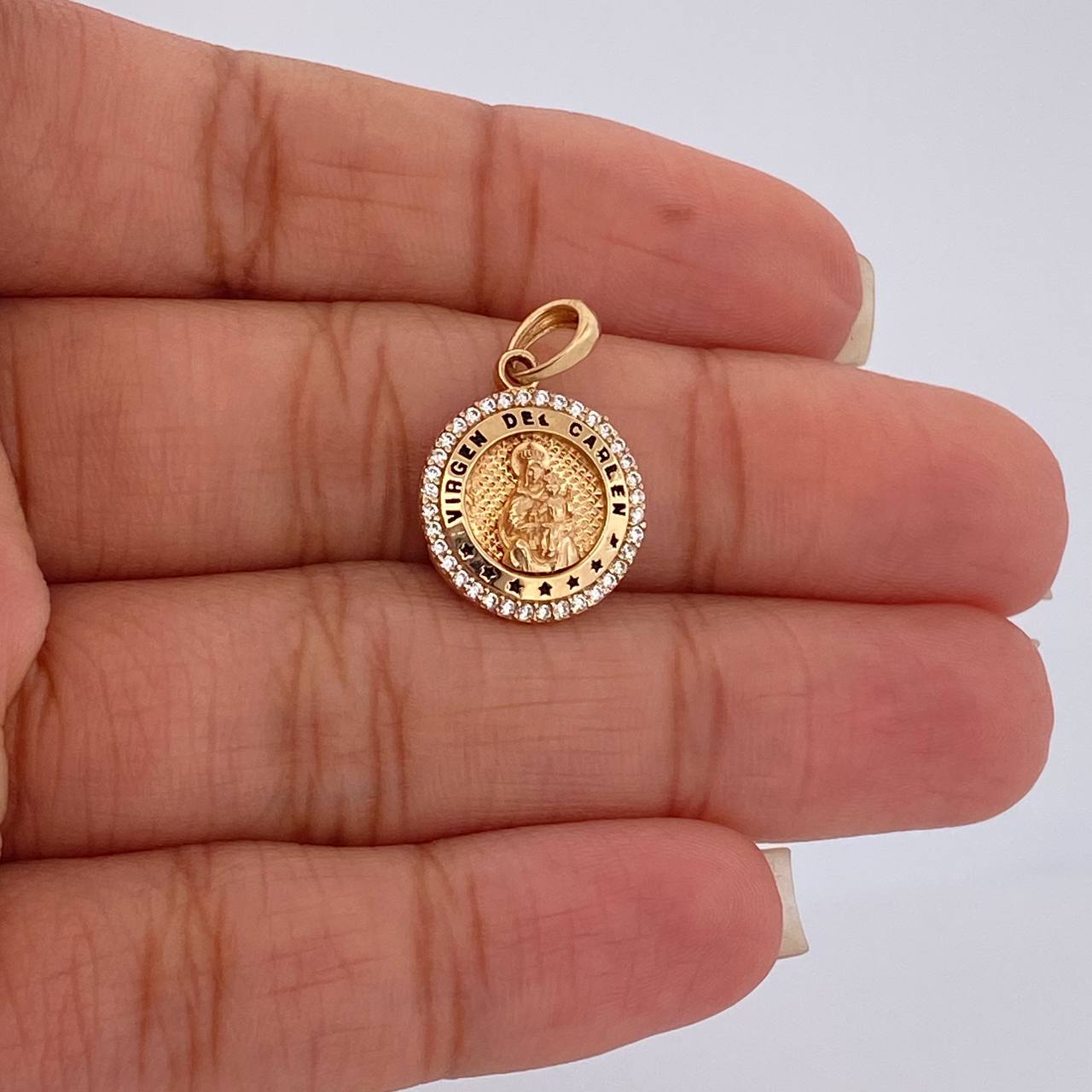 Pendant Virgin of Carmen 2.1gr / 18K Gold