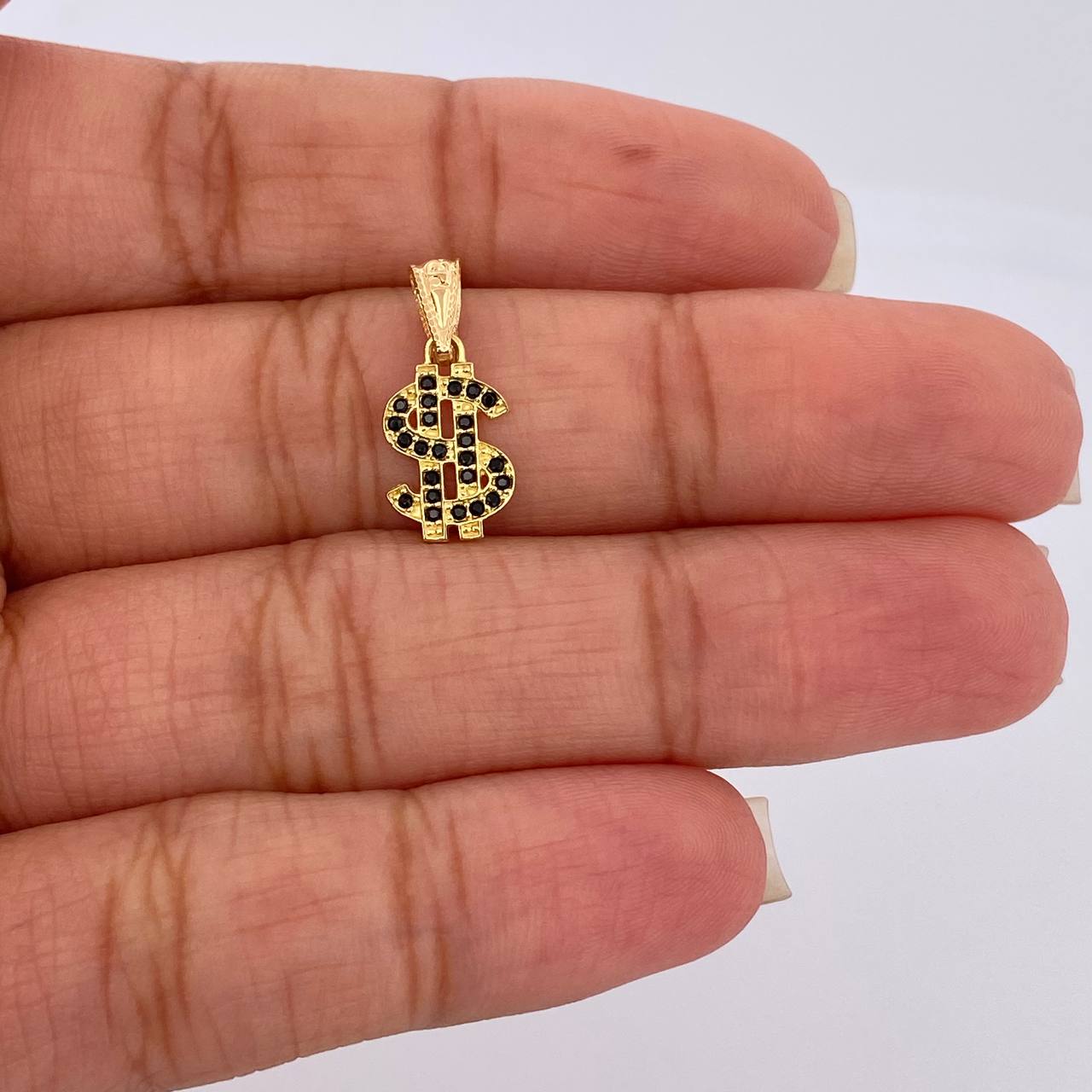 Pendant Sign Weight 0.65gr / 18K Gold