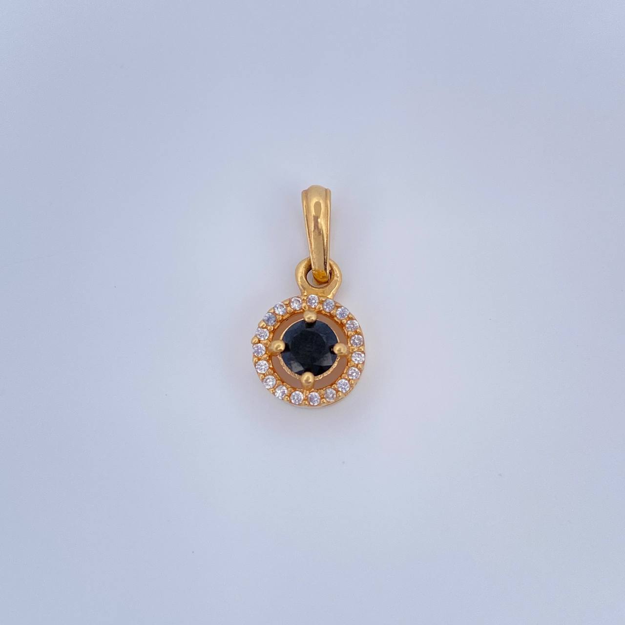 Pendant Halo 1.55gr / 18K Gold +0$
