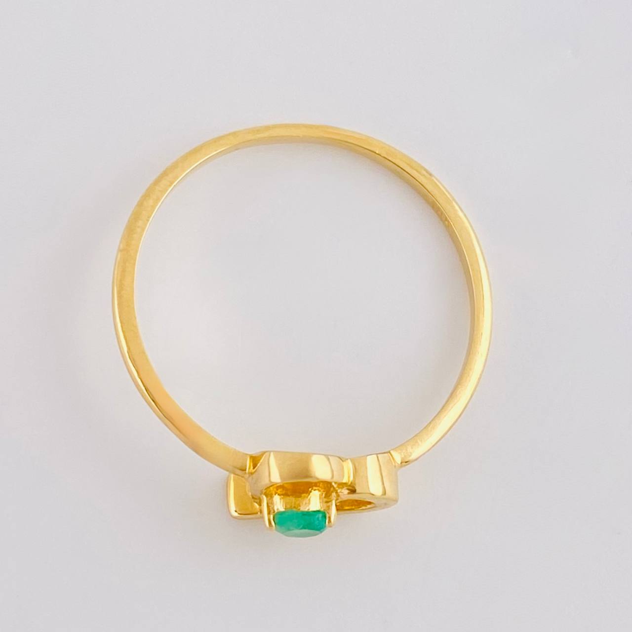 Empty Heart Ring 1.45gr / Size 6 3/4 / Emerald 12pts 18K Yellow Gold (Jewel)