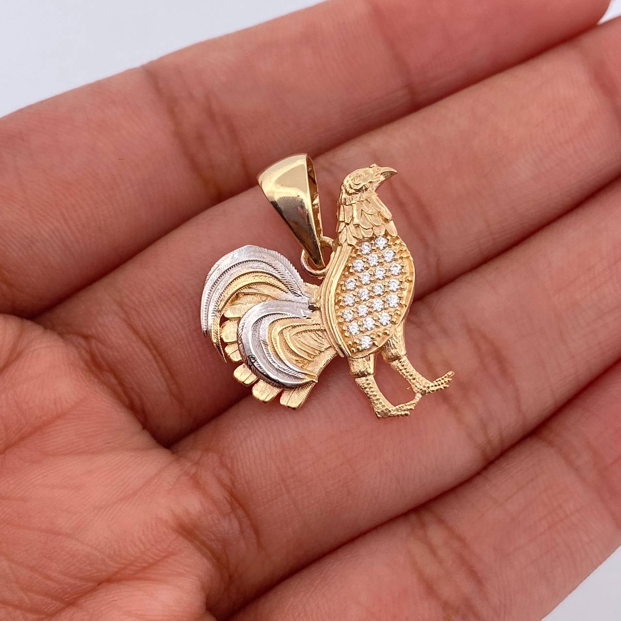 Pendant Rooster 2.55gr / 2.4cm / White Zircons Two-tone Yellow White 18K &