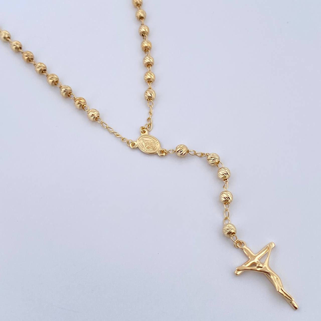 Rosario Virgen Milagrosa 10.75gr / 55.8cm / 4mm Bolas Diamantadas Oro Amarillo 18K $